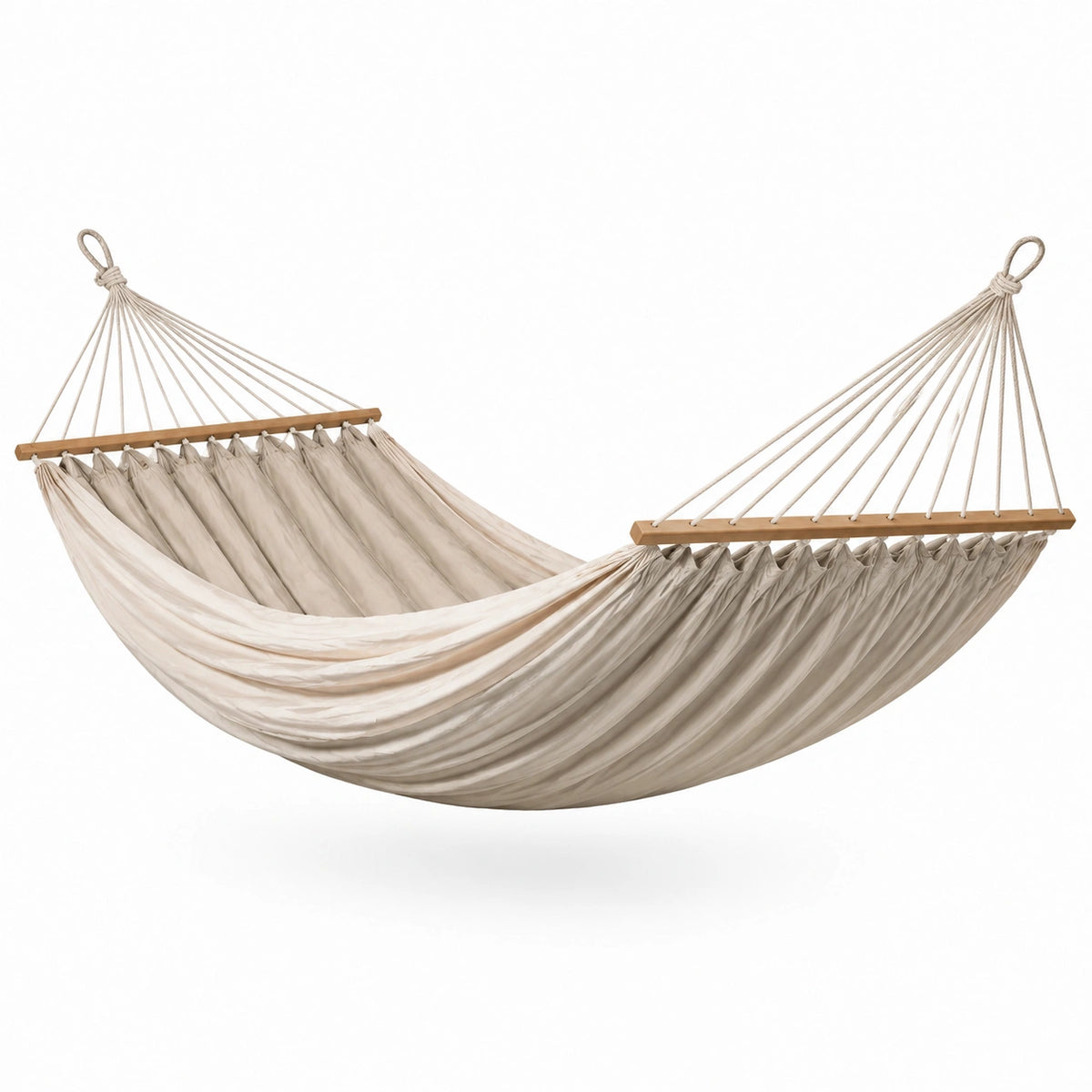 Hängematte in Beige/Naturbraun, 300 × 150 × 1 cm, mit Holzspreizstäben und Aufhängeseilen